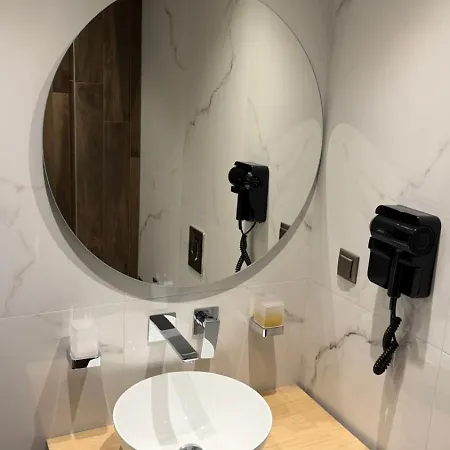 Mg Luxury Living Vrasná