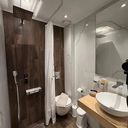 Mg Luxury Living 公寓式酒店 Vrasná